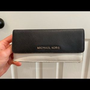 Michael Kors wallet